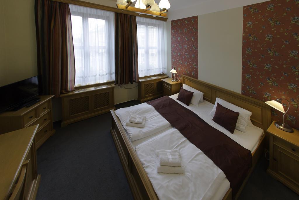 Hotel Soudek Poděbrady Esterno foto